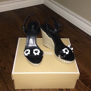 Women’s Michael Kors Shoes Size 7.5